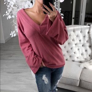Sale 🦋 NWT Super soft long sleeve 💕